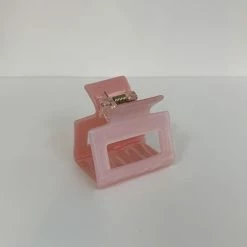 Anorak Acrylic Pink Claw Clip