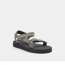 Anorak Sofie Schnoor Trekkie Tech Sandal