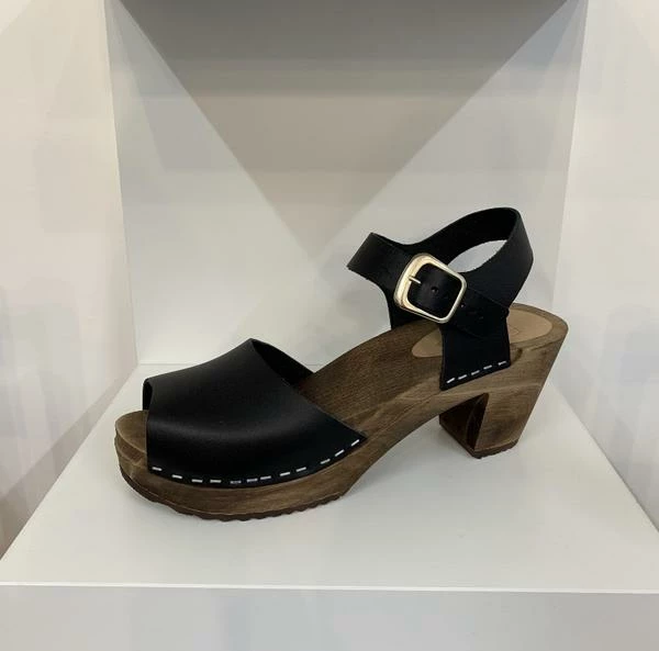 Anorak Black Kitty Clogs Fresta Leather Mid Heel Clog Shoes 1 Anorak Black Kitty Clogs Fresta Leather Mid Heel Clog Shoes